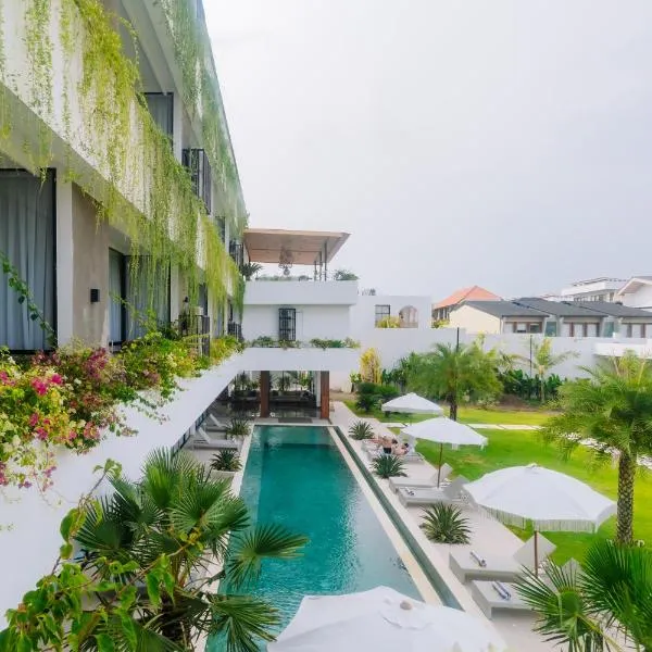 Octa Canggu Villa and Condotel，位于坎古的酒店