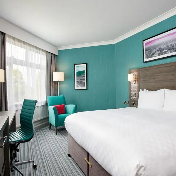 Leonardo Hotel Cheltenham，位于切尔滕纳姆的酒店