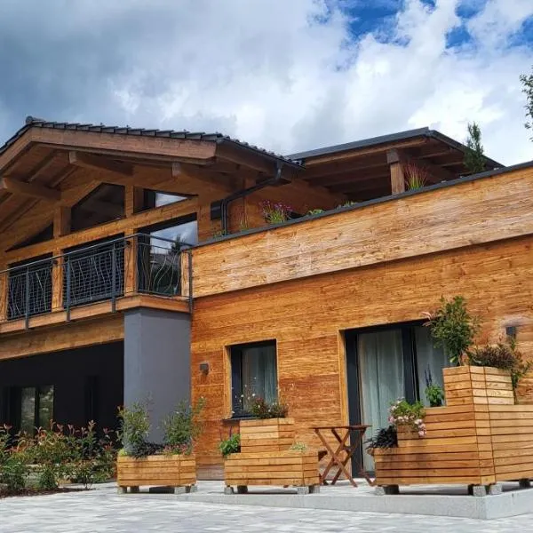 Ferienwohnung GöllGlück，位于比绍夫斯维森的酒店