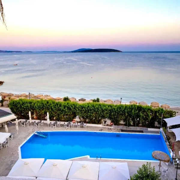 The Grove Seaside Hotel，位于兹雷帕农的酒店