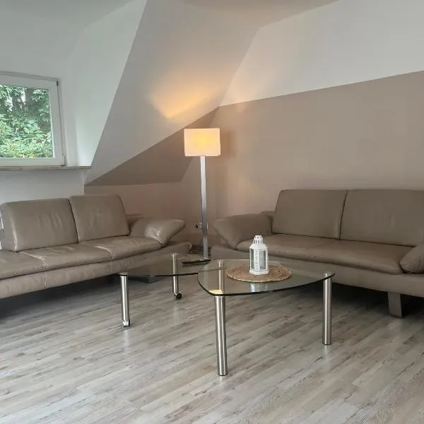 Ferienwohnung Am Gladeberg，位于Hardegsen的酒店