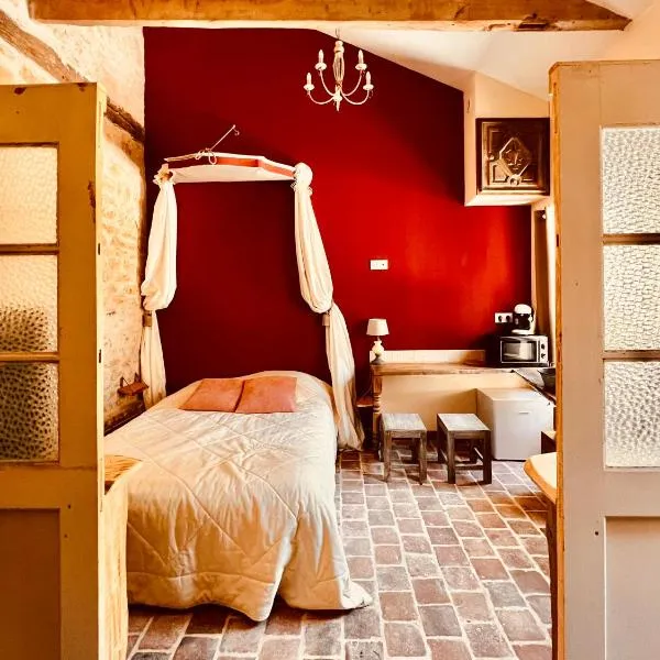 Mini gîte royal，位于Sainte-Gemme-la-Plaine的酒店