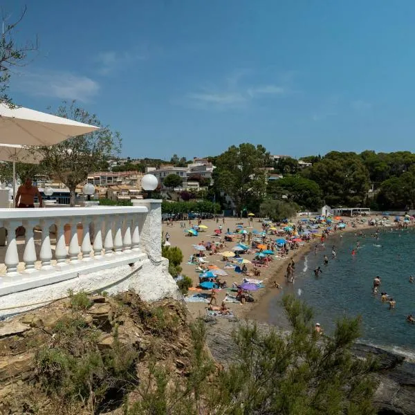 Hotel Grifeu y Restaurant - Costa Brava，位于兰卡的酒店