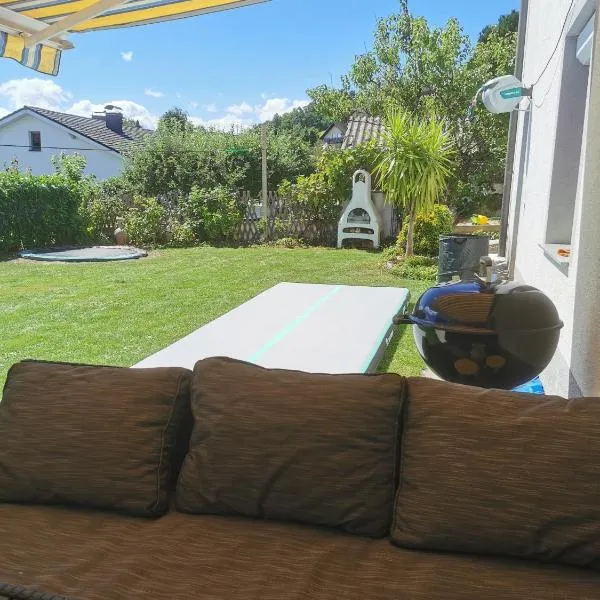 Apartment mit Garten und Terrasse，位于Lasberg的酒店