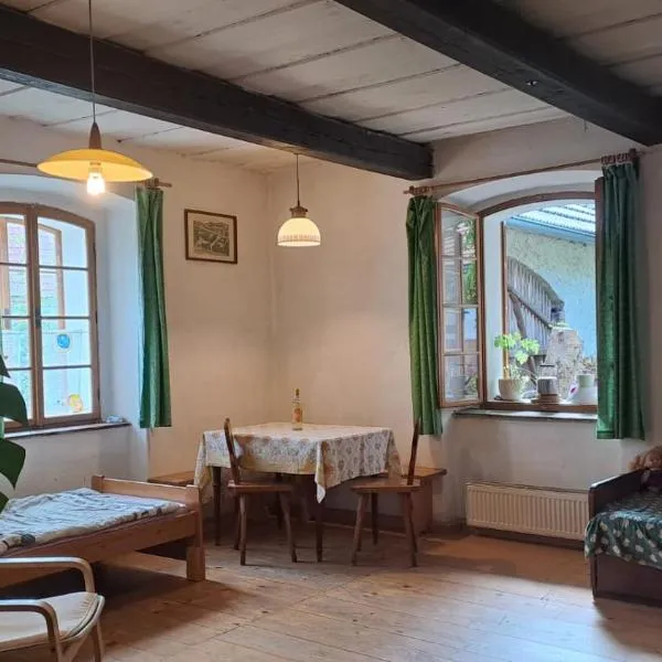 Venkovský dům na konci，位于Kostelec nad Orlicí的酒店
