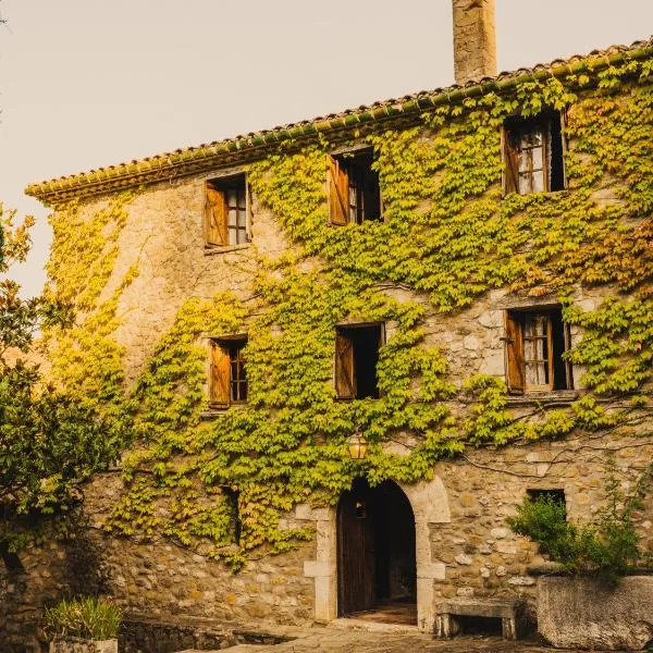 Off Grid Girona - NEW OPENING，位于贝尔达的酒店