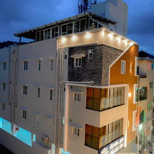 KK Grand Inn，位于韦洛尔的酒店