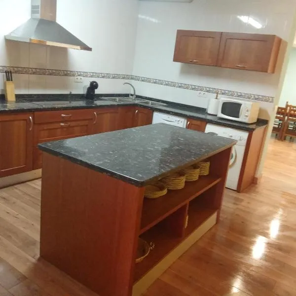 Hostal casa Hinojosa，位于Hinojosa de Duero的酒店