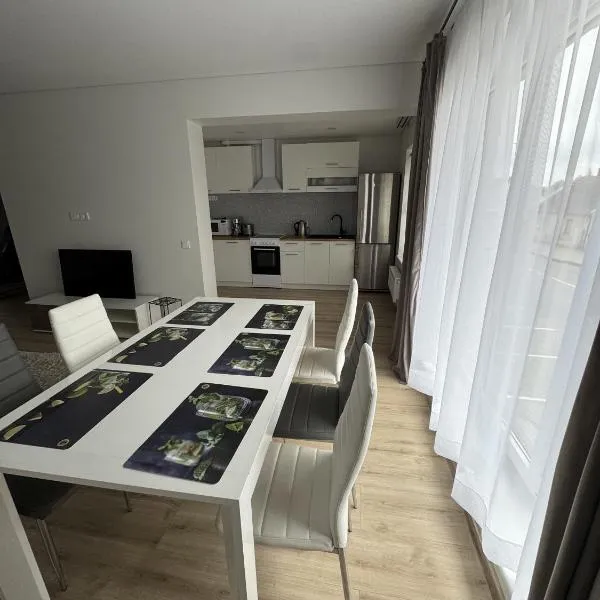 Florina namai，位于马里扬泊列的酒店