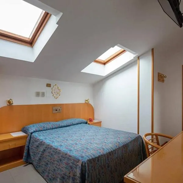 Hotel Garden Bologna，位于克雷斯佩拉诺的酒店