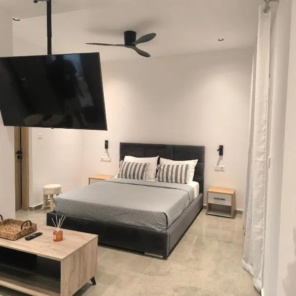 Down Town Skiathos，位于斯基亚索斯镇的酒店