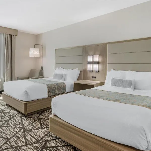 Best Western Plus Mid County，位于亚瑟港的酒店