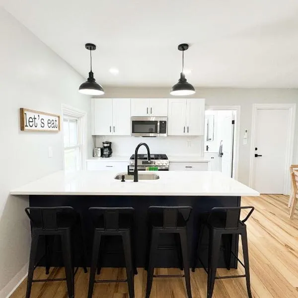 Jennifer's Elegant & Cozy Broadway Walkable Stay，位于普罗维登斯的酒店