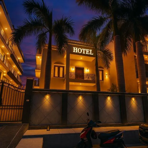 Oxygen Inn-Couple Friendly-Noida Sector51，位于诺伊达的酒店