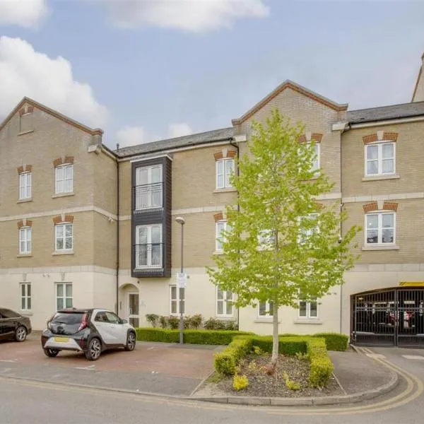 Staybury，位于艾尔斯伯里的酒店