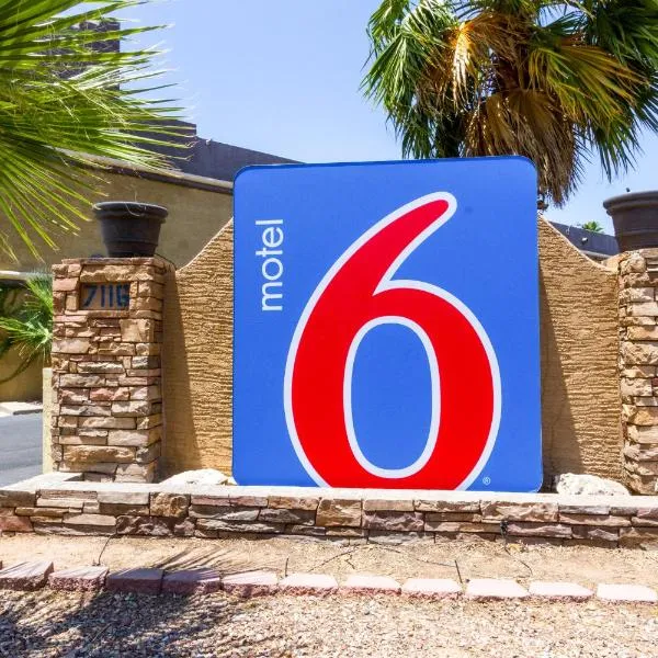 Motel 6 Glendale AZ，位于Glendale (Arizona)的酒店