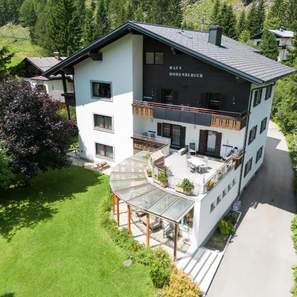 Apartments Hohenberger Mallnitz - Bahnhofsshuttle bei An- und Abreise inklusive，位于马尔尼茨的酒店