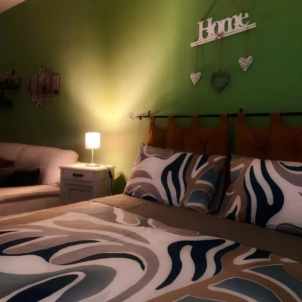 Ca' degli Ovi b&b，位于瓦伦扎的酒店