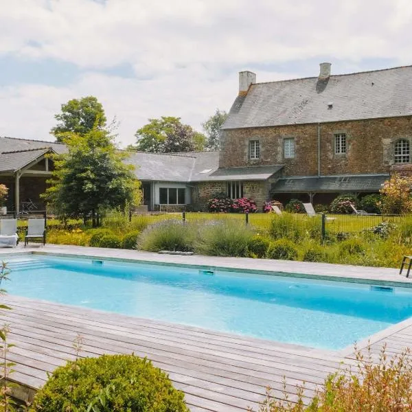 Hotel de L'Abbaye Le Tronchet - Handwritten Collection，位于勒特隆歇的酒店