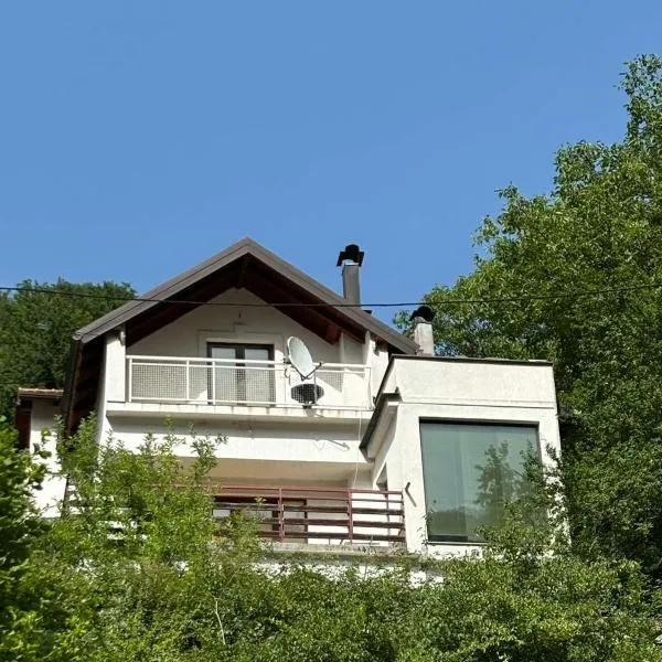 Boracko jezero vikendica Ka&No，位于科尼茨的酒店