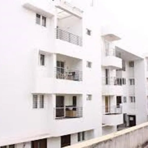 Horizon Heights Apartment，位于哥印拜陀的酒店