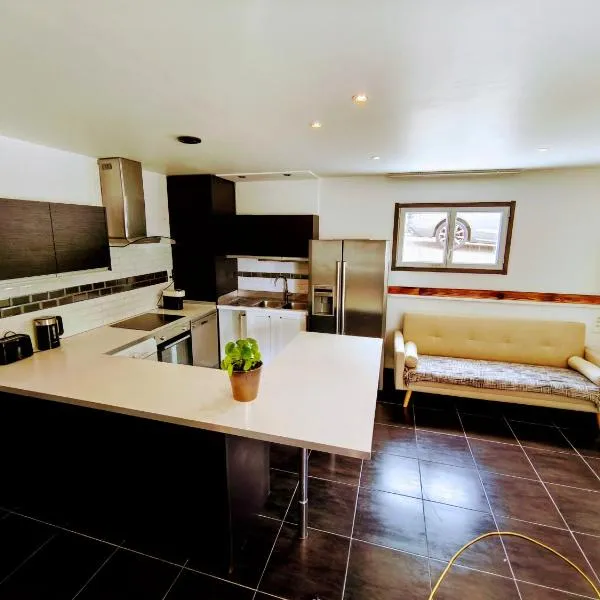 Appartement 65 M2 2 chambres à 15 min de Bayonne centre，位于Briscous的酒店