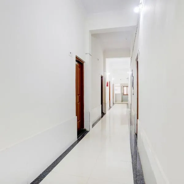 Super Hotel O Channasandra Metro Station Formerly Sri Krishna Nilaya，位于班加罗尔的酒店