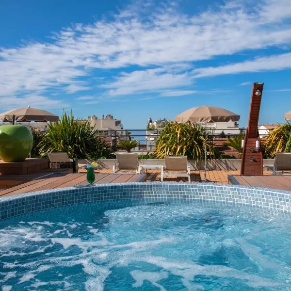 Best Western Premier Le Patio des Artistes Wellness Jacuzzi，位于戛纳的酒店