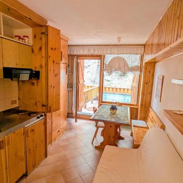 Apartments in the woods，位于皮拉的酒店