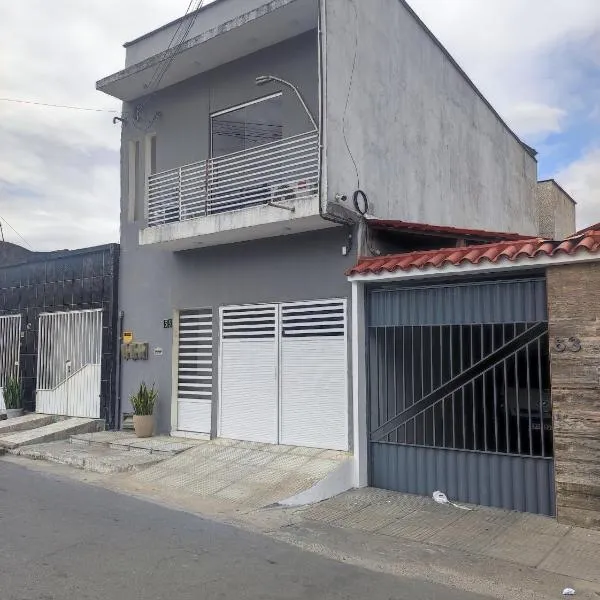 Apartamento tipo kitnet mobiliado，位于乌尼昂-杜斯帕尔马里斯的酒店