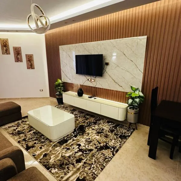 Porto Sokhna Water Front Top Vip，位于艾因苏赫纳的酒店