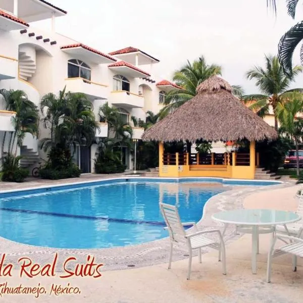 Depa con alberca, 10 min caminando playa Ixtapa，位于伊斯塔帕的酒店