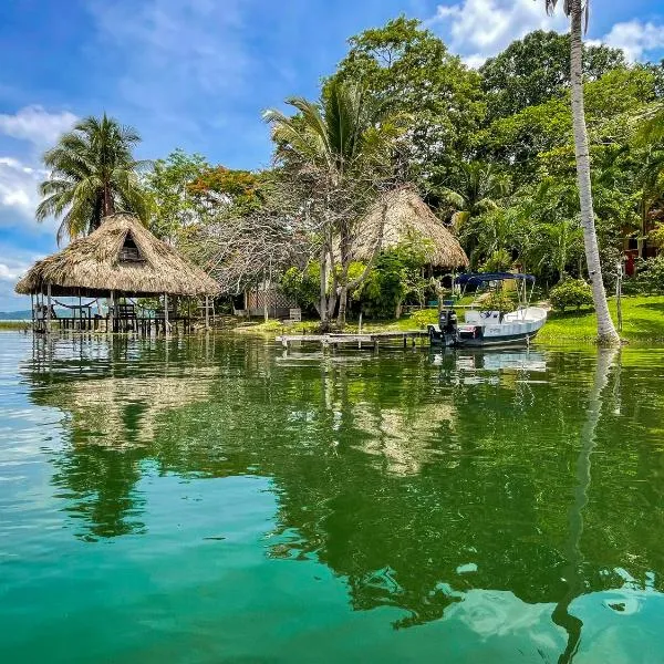 B&B Del Lago，位于弗洛勒斯的酒店