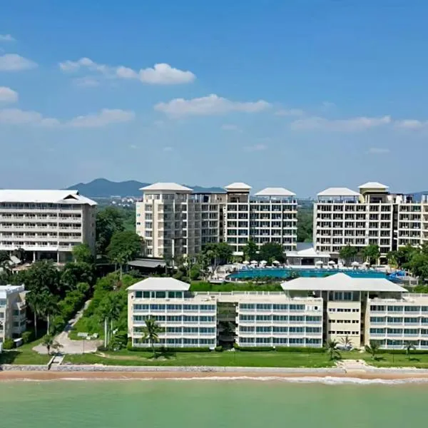 Royal Phala Cliff Beach Resort，位于班昌的酒店