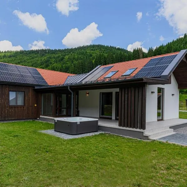 Eskaperdo Resort，位于Sub Cetate的酒店