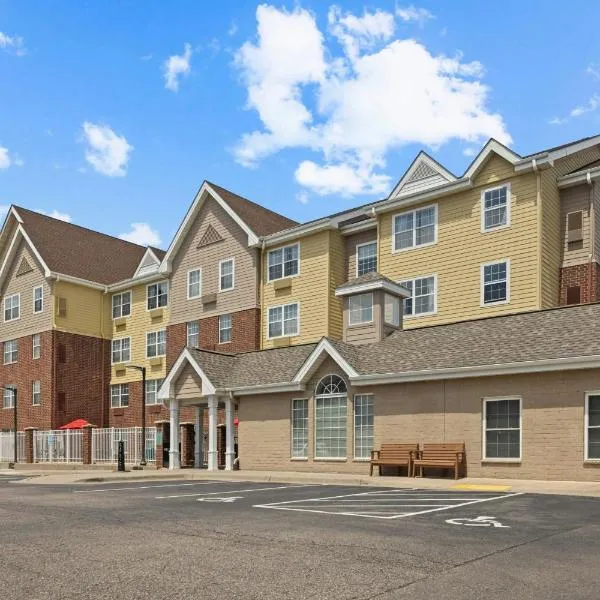 圣保罗机场/伊根明尼阿波利斯广场套房酒店，位于伊根的酒店