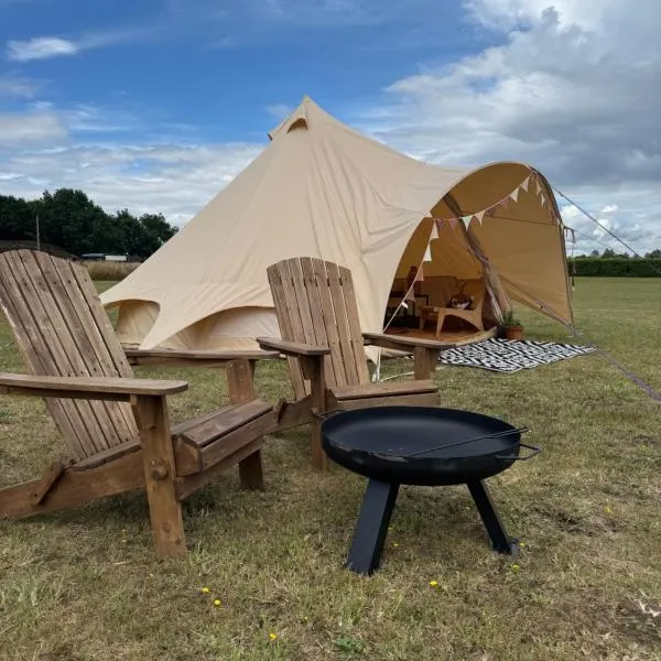 Farmview Bell Tent，位于Messing的酒店