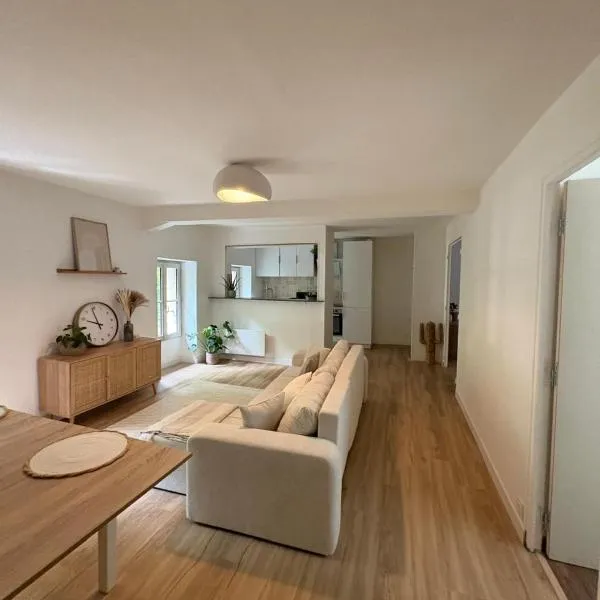 Le Cocon - Appartement avec salle de Cinéma，位于丰特奈勒孔特的酒店