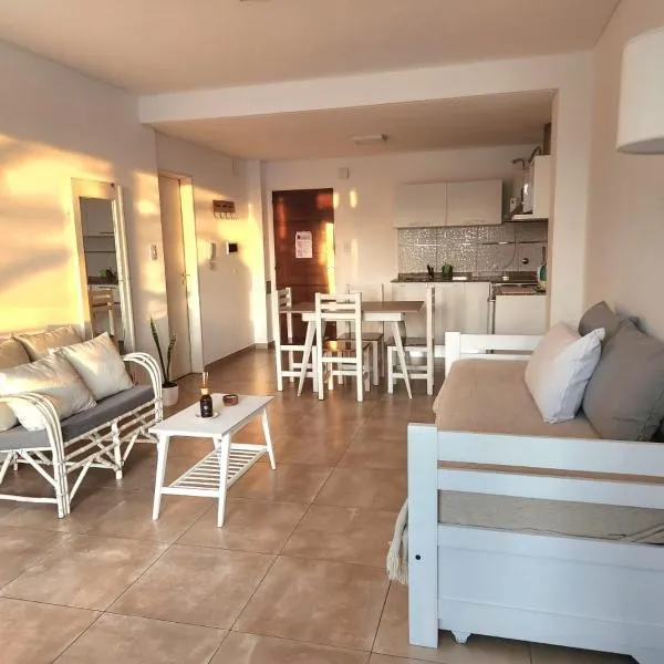 Studio apartment mitre，位于Saladillo的酒店