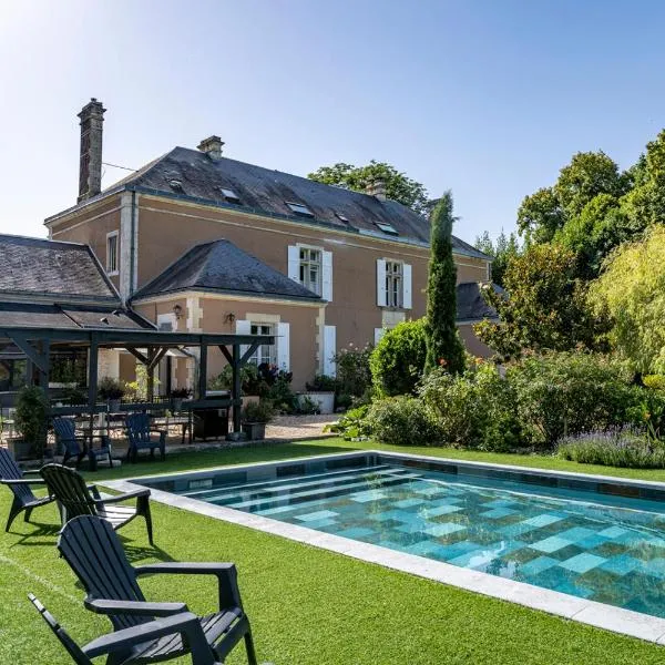 Manoir le Mingreaud Chambres d'hôtes，位于Sainte-Gemme-la-Plaine的酒店