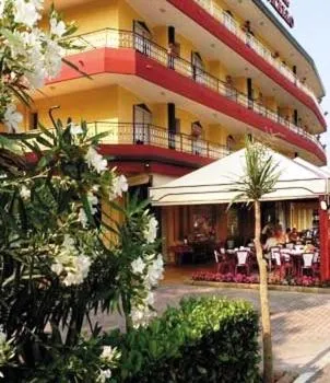 Hotel Corallo，位于伊拉克里亚马勒的酒店
