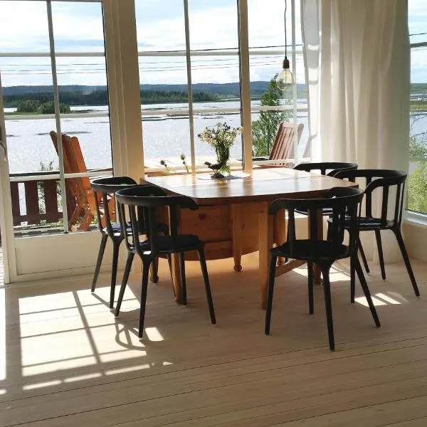 Amazing Sea View Luleå，位于Sjulsmark的酒店