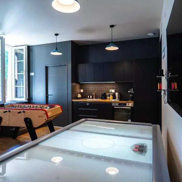 la Game Room，位于波城的酒店