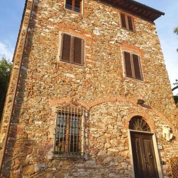 Vacation Home Tuscany Pisa-Lucca 1，位于Filettole的酒店
