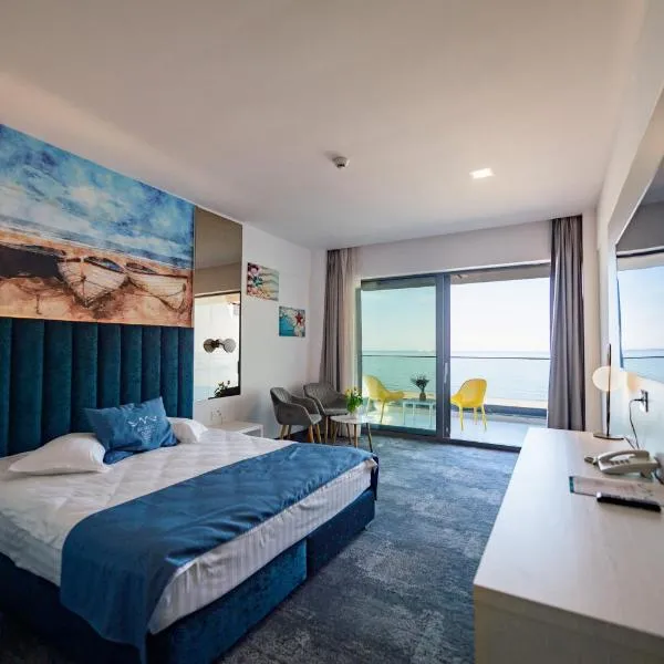 Mirage Beach Spa Hotel，位于艾福雷诺德的酒店