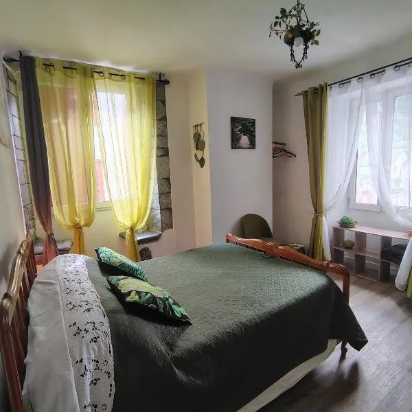 Les Chambres d'Aliénor，位于Etsaut的酒店