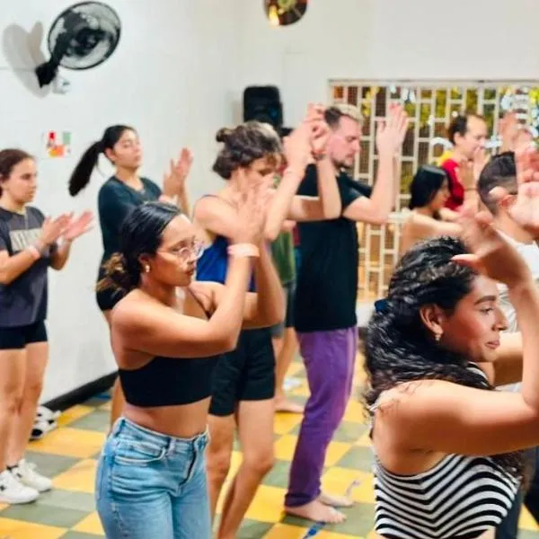 Havana Hostel & Dance School，位于卡利的酒店