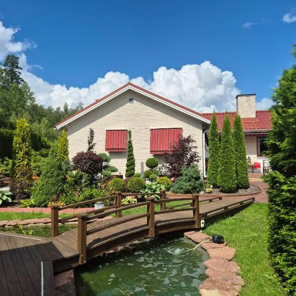 Vacker villa nära Kolmården och Norrköping，位于Åby的酒店