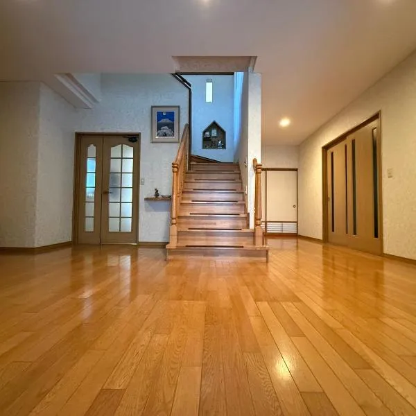 越前海岸 ゲストハウス オーシャンズ Echizen Seaside Guesthouse OCEAN'S，位于福井的酒店