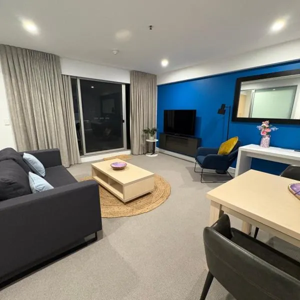 Beachfront Glenelg Dual Apartment，位于格莱内尔格的酒店